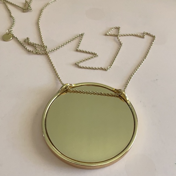 House of Harlow Sunburst Necklace | Gold/white - Picture 5 of 6